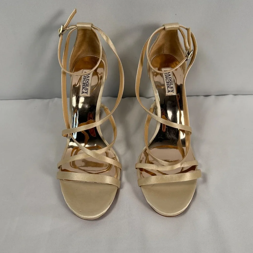 Badgley Mischka Bridal Wedge Sandals Ivory Satin‎ Rinestones Strappy Womens 11